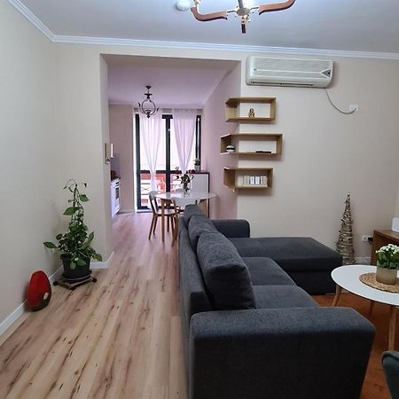 Family-Friendly Apt At 21 Dhjetori W/Self Check-In Тирана Екстер'єр фото