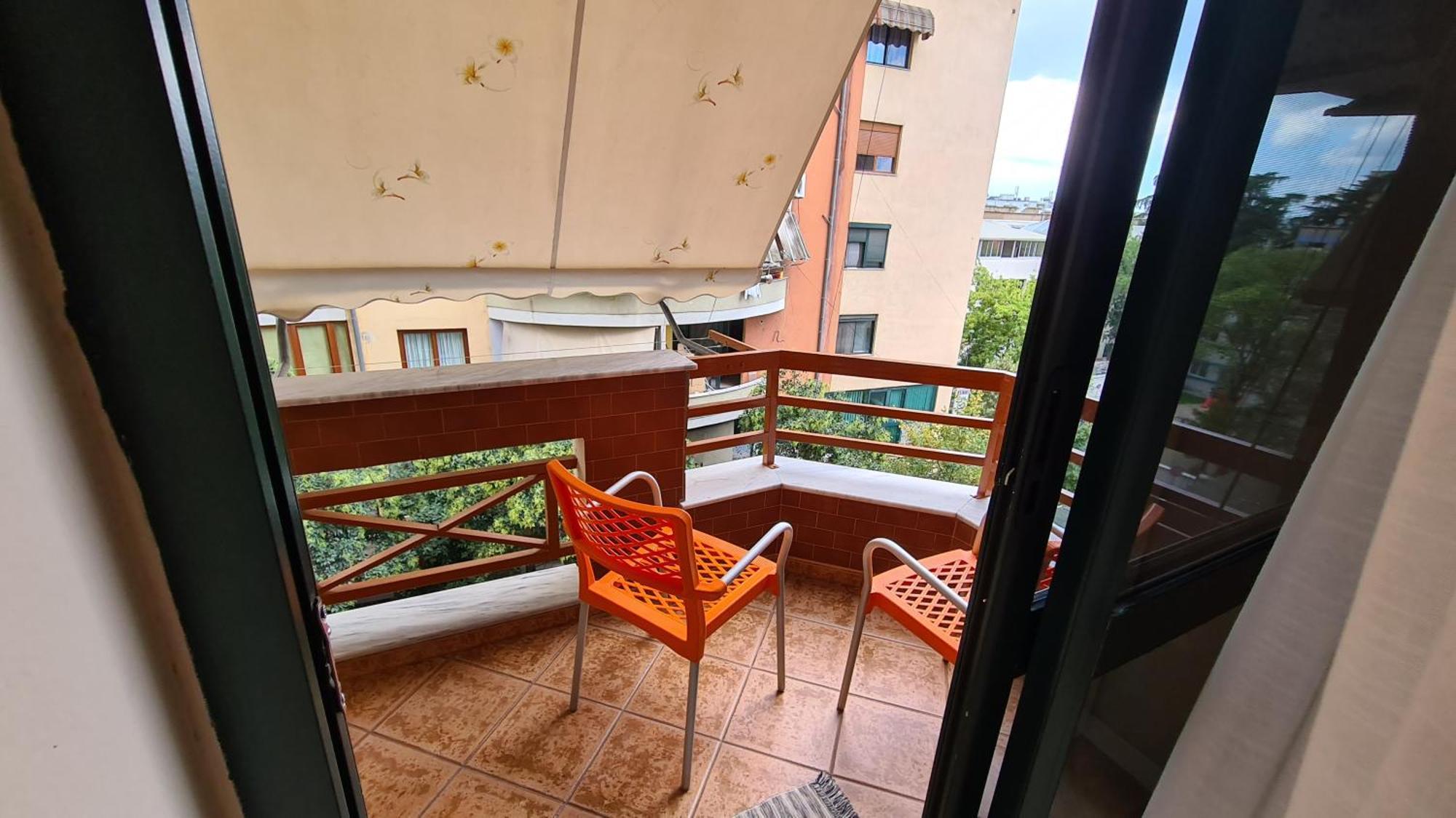 Family-Friendly Apt At 21 Dhjetori W/Self Check-In Тирана Екстер'єр фото